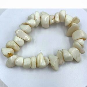 VTG Natural White Coral Nugget Chip Bracelet Chunky Stone Beads Elastic Stretch